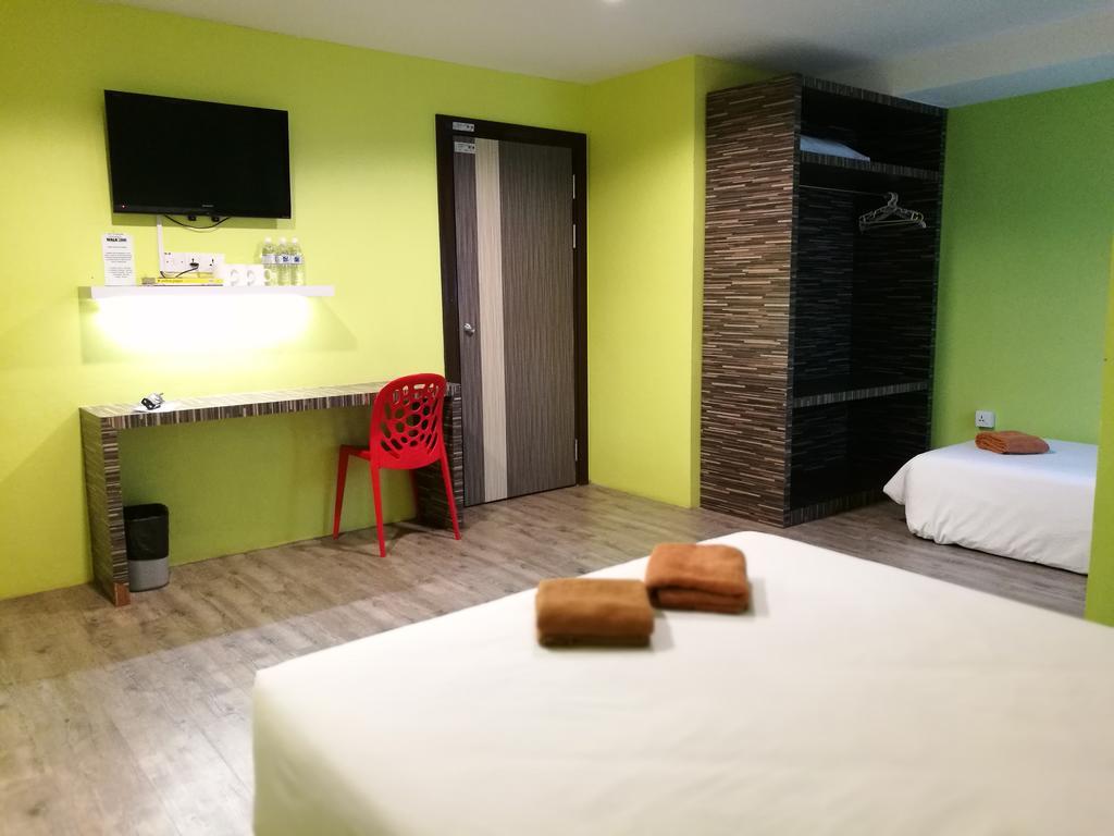 Walk Inn Miri Extérieur photo