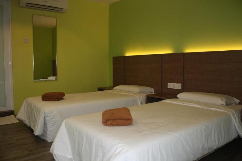 Walk Inn Miri Extérieur photo